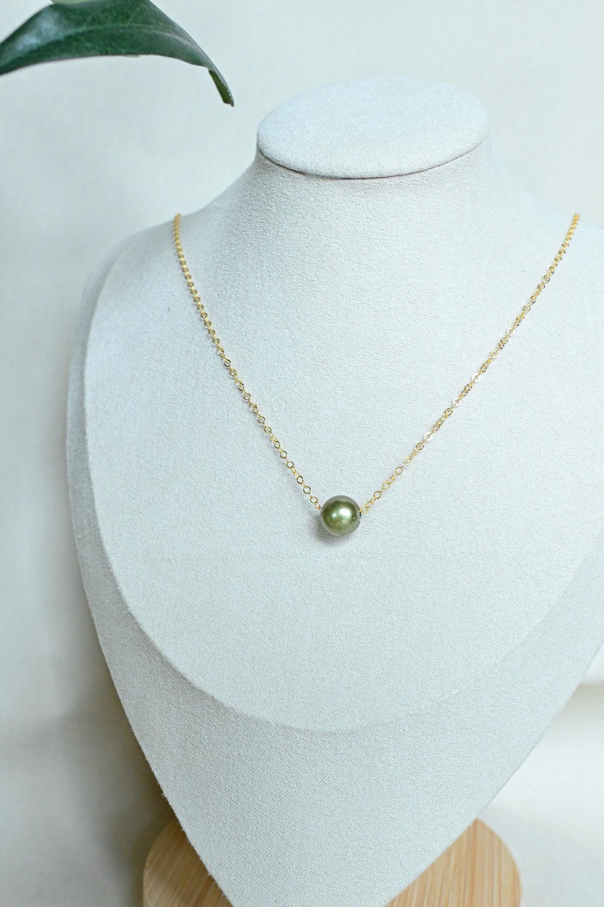 Single floating Pistachio Tahitian pearl necklace gold filled satellite chain