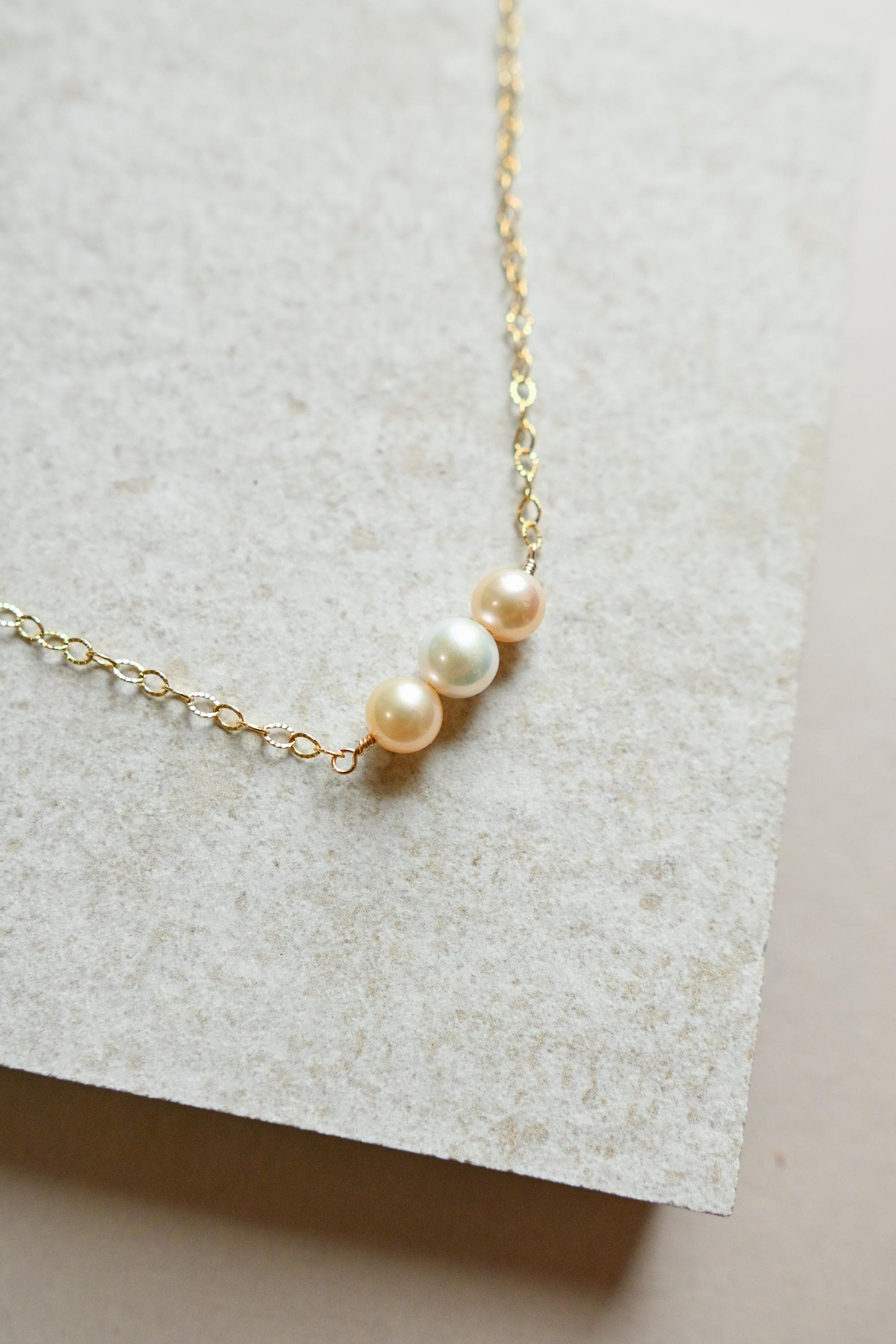 Jewelry accessories, jewelry stack, jewelry aesthetic, jewelry stack, jewelry design, jewelry, simple jewelry set, simple jewelry aesthetic, simple jewlery necklace, simple jewlery for wedding, dainty gold jewelry, pearl necklace, pearl earrings, pearl necklace outfit, pearl necklace set, pearl necklace aesthetic, Valentine’s Day, valentines, valentine gift for her, Edison pearl, keshi pearl, Tahitian pearl, keshi Tahitian pearl, bracelet, paperclip chain