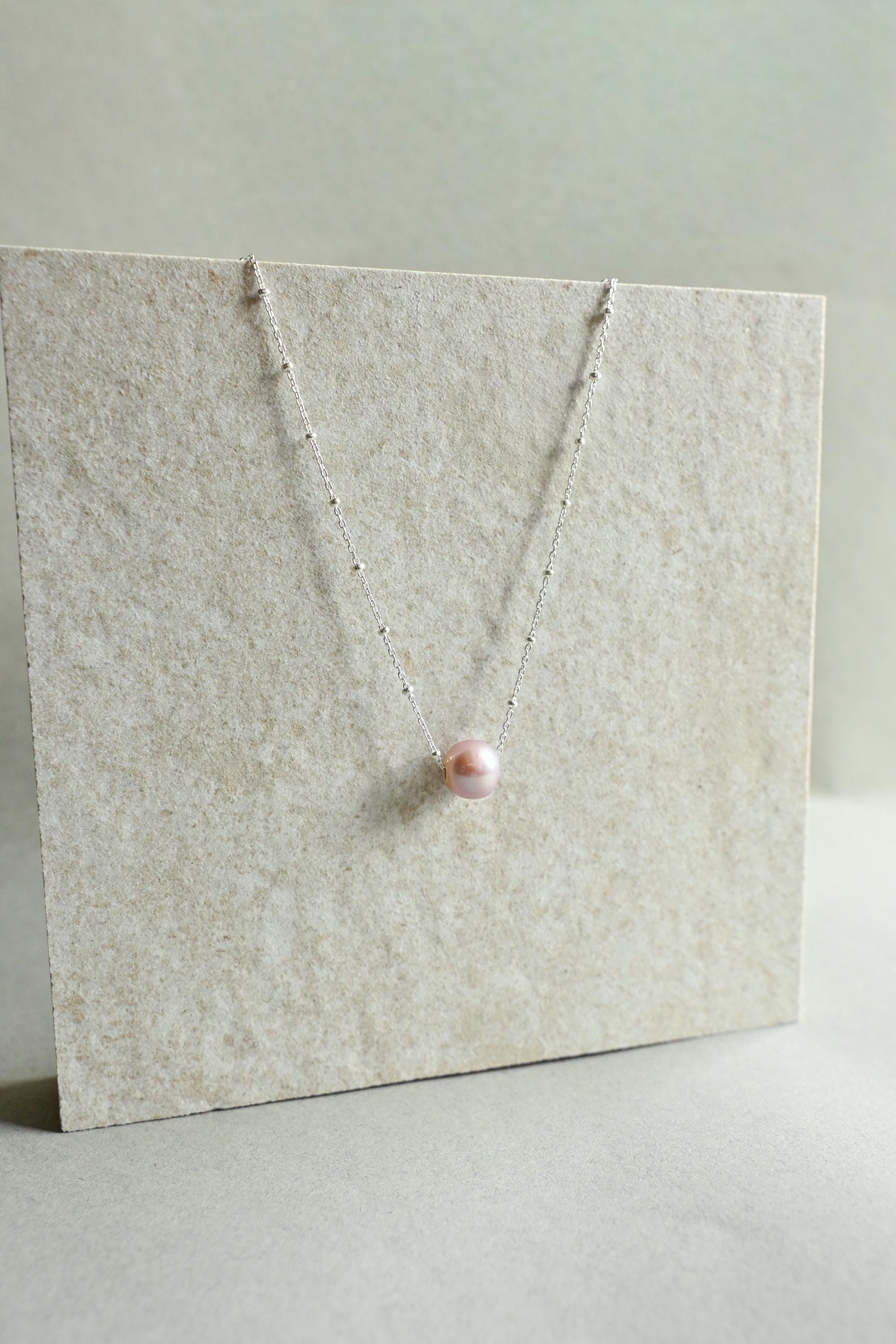 Jewelry accessories, jewelry stack, jewelry aesthetic, jewelry stack, jewelry design, jewelry, simple jewelry set, simple jewelry aesthetic, simple jewlery necklace, simple jewlery for wedding, dainty gold jewelry, pearl necklace, pearl earrings, pearl necklace outfit, pearl necklace set, pearl necklace aesthetic, Valentine’s Day, valentines, valentine gift for her, Edison pearl, keshi pearl, Tahitian pearl, keshi Tahitian pearl, bracelet, paperclip chain