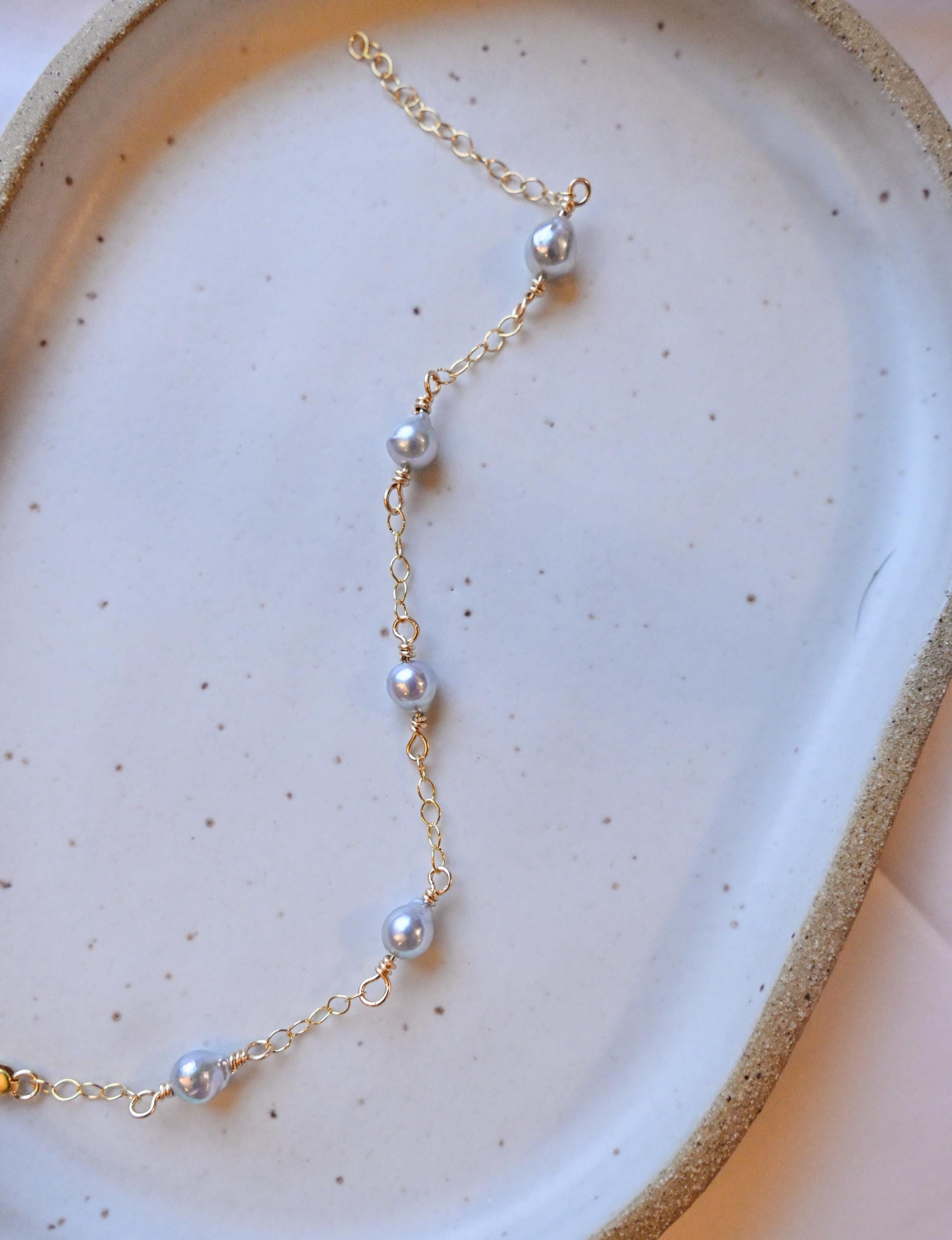 Blue Akoya Pearl Gold Filled Bracelet (etsy image id: 7561438080)