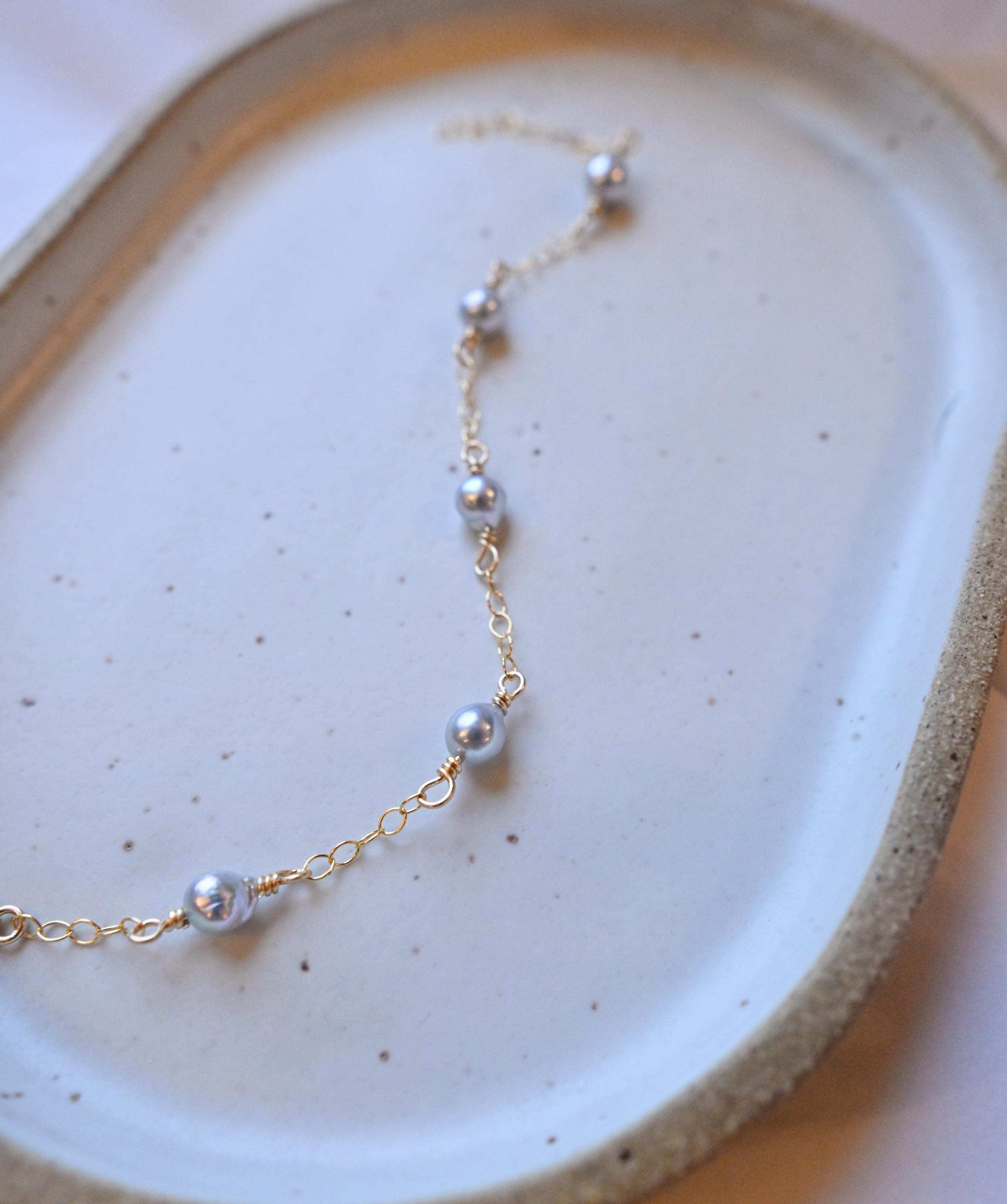 Blue Akoya Pearl Gold Filled Bracelet (etsy image id: 7609381671)