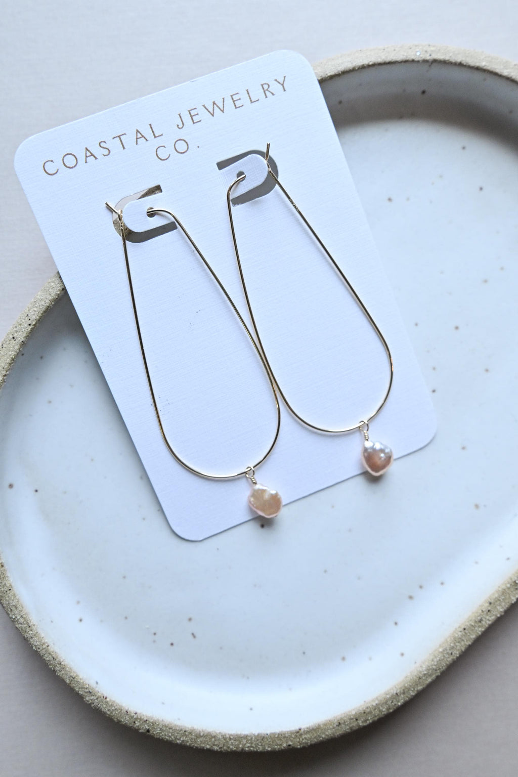 Keshi Edison pearl teardrop gold filled earrings - Valentine’s Day jewelry (etsy image id: 7696663201)