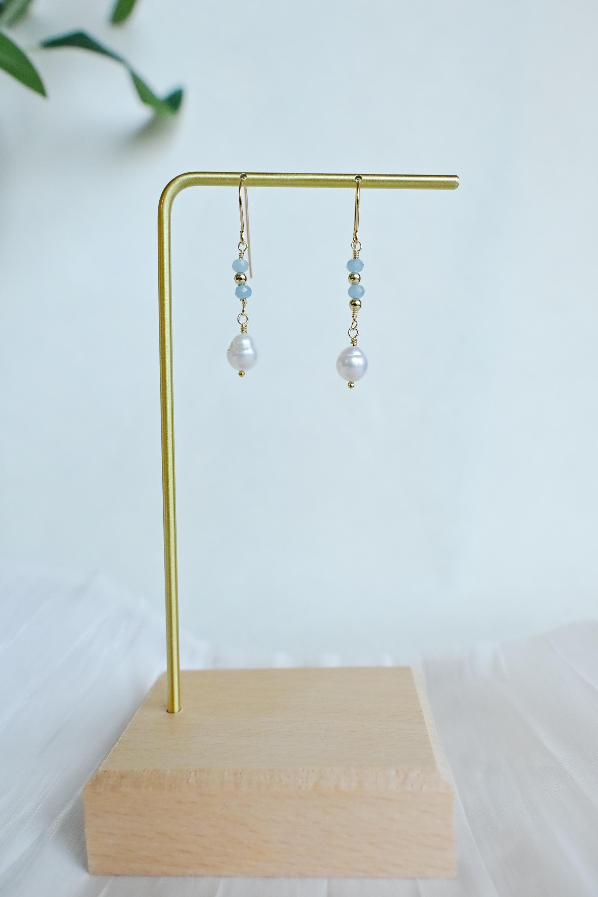 Gold Filled Prehnite earrings with white Keshi freshwater pearl (etsy image id: 7957649935)