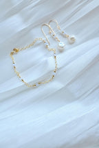 Gold Filled Chalcedomy gemstone bracelet (etsy image id: 7957677963)