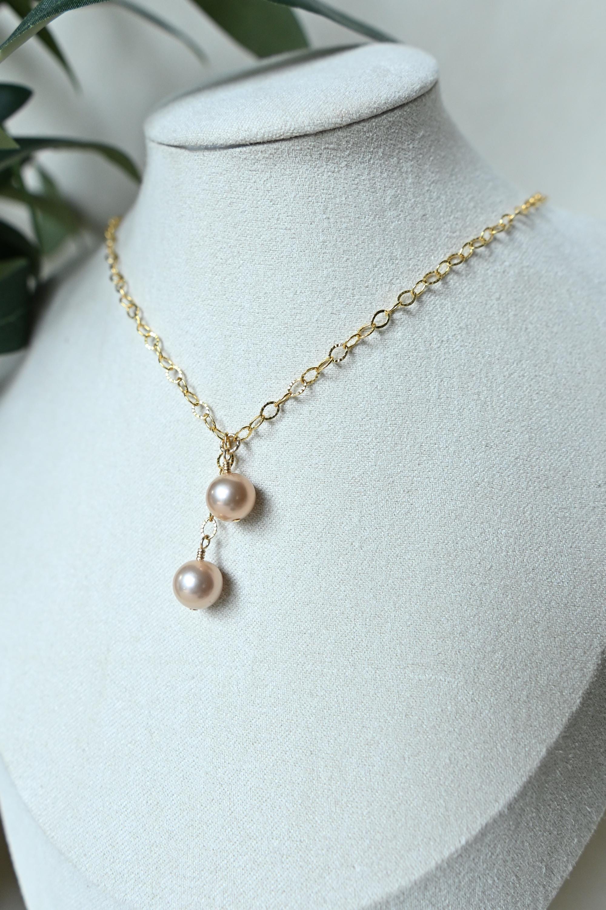 Dangle Peach Edison pearl necklace with two pearls (etsy image id: 8055932915)